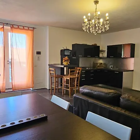 La Lidia * 萨拉科玛希娜